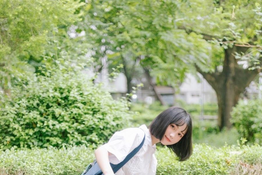 昆明私人導游試吃員磨夏虹小姐姐-美文